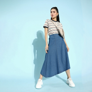 Women White Striped Tshirt